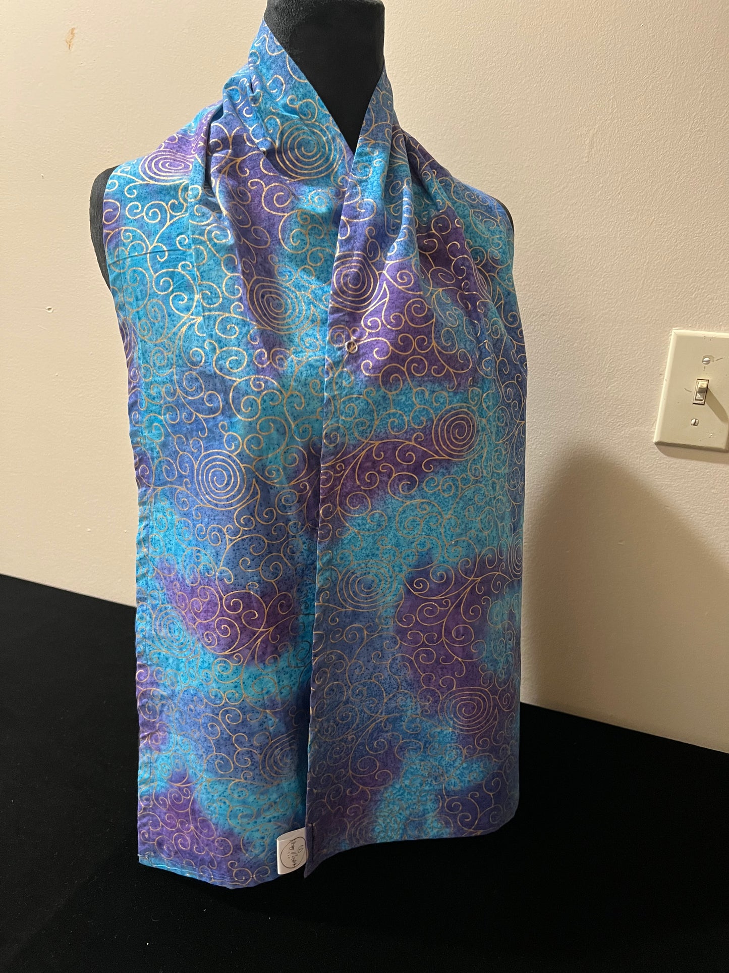 Machine washable scarf-like Turquoise fabric